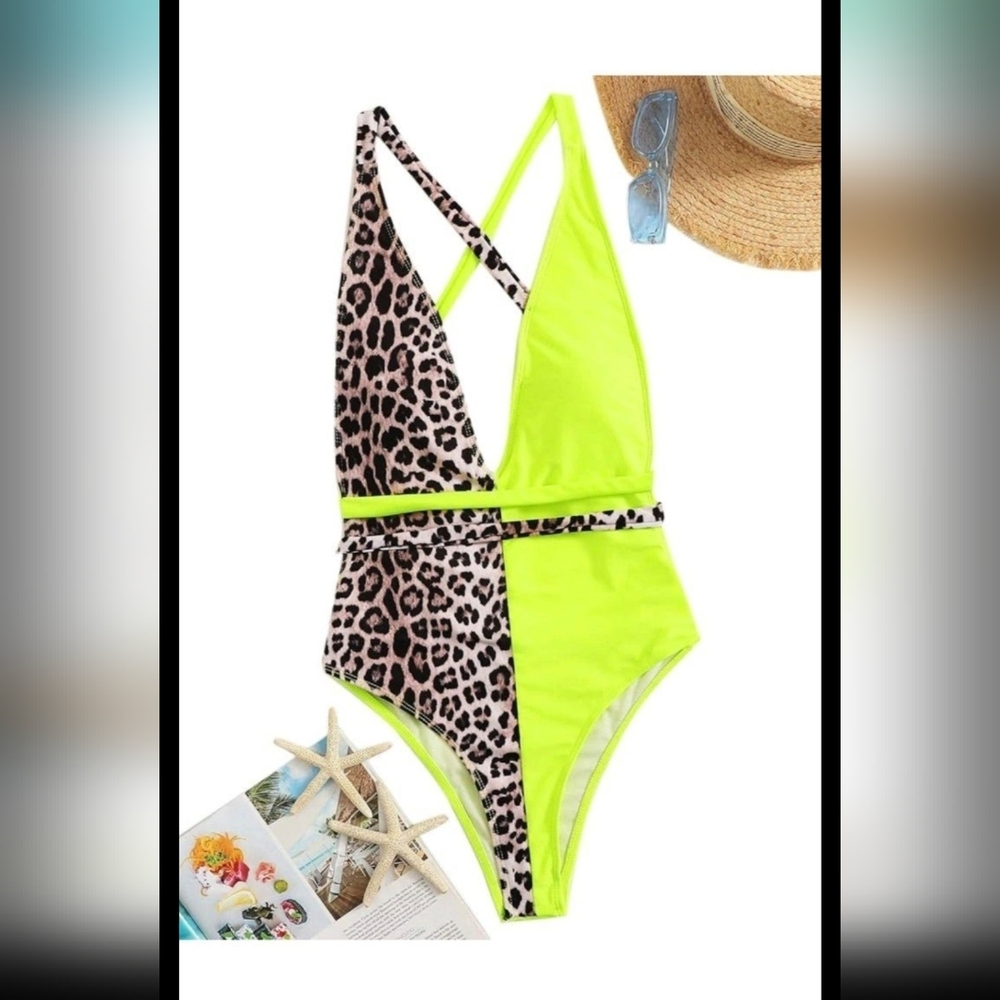 Nwot Womens One Piece Swimsuit Size Medium